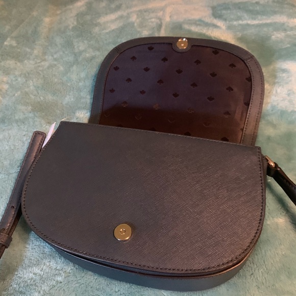 NWT Kate Spade Crossbody Bag w/ Dust Bag - Picture 3 of 8